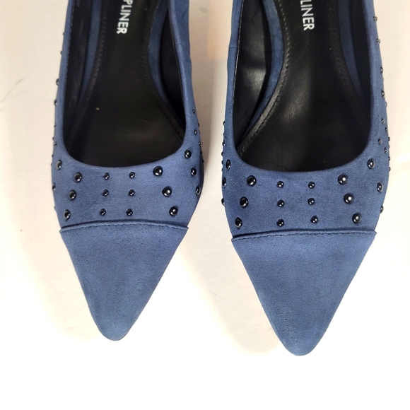 Donald J. Pliner Navy Blue Suede Pumps 6 - Picture 2 of 8